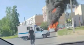 В Костроме на глазах у жителей сгорел пассажирский автобус