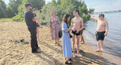 В Костроме подростки устроили заплыв в запрещенном месте