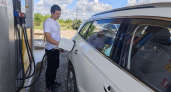 Заявление о случаях роста цен на бензин сделал губернатор Ситников
