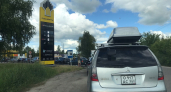  В Костроме нет бензина на 10 заправках и выросла очередь до 100 машин