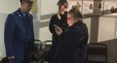 Застрявших пассажиров на вокзале в Костромской области ночью принял прокурор