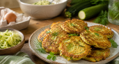 Просто натрите кабачки и добавьте яйца. Так вкусно, что готовлю каждый день родным все лето и осень
