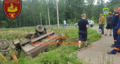 Под Костромой водитель перевернулся в КАМАЗе ради спасения людей