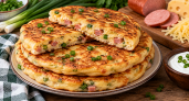 Колбаску в шубке готовлю и на завтрак, и на ужин, и просто на перекус: вкуснее и проще, чем пицца