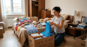 Почему нельзя хранить летние вещи в пакетах: 5 ошибок, из-за которых одежда и обувь портятся
