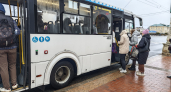 «Вы в машине, а мы как кильки в бочке»: в Костроме пассажиры автобуса восстали против выделенки