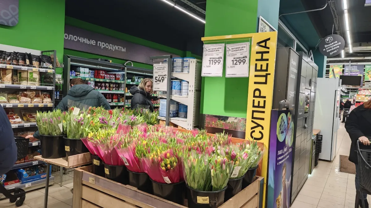 Жительницы Костромы поддержали пожалевших денег на цветы к 8 марта мужчин