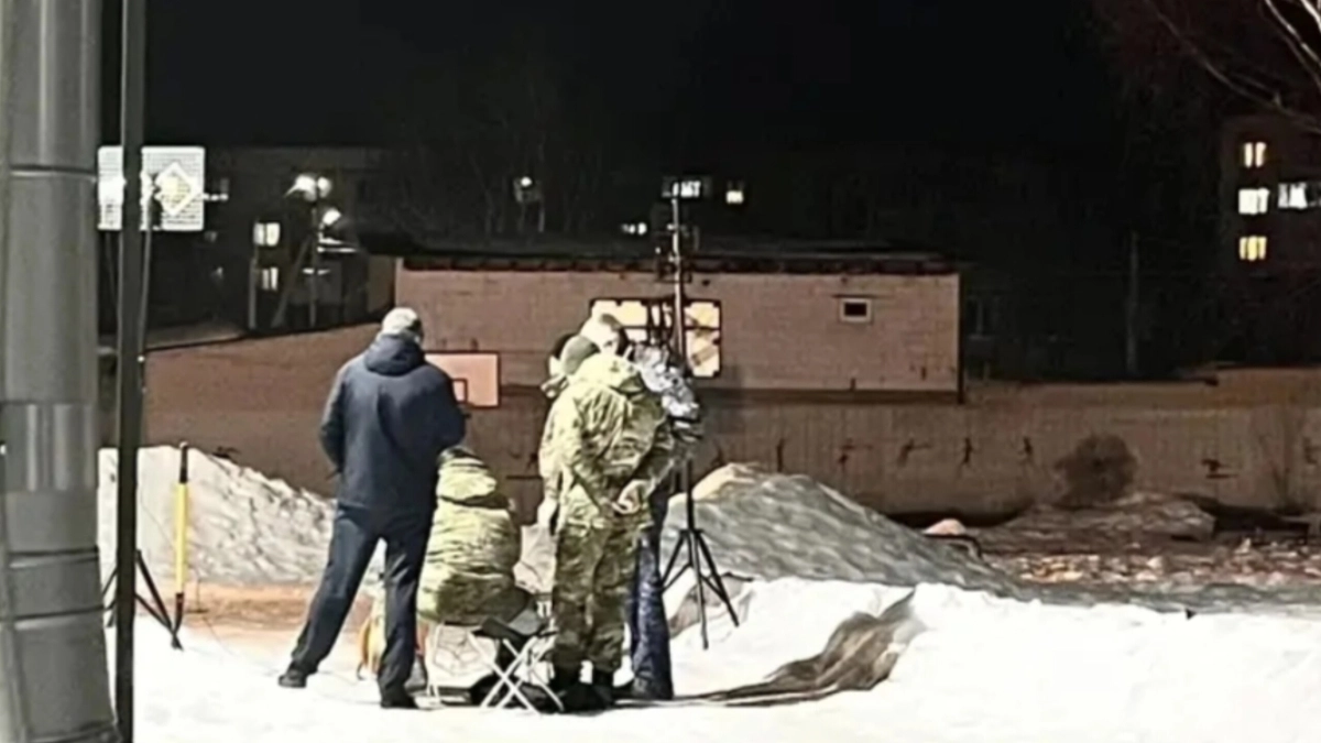 Опасные обломки БПЛА во дворе школы обнаружил житель Костромы