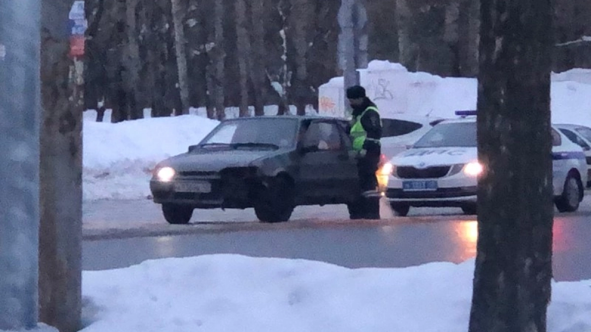 В Костроме пьяного водителя заставили работать на государство