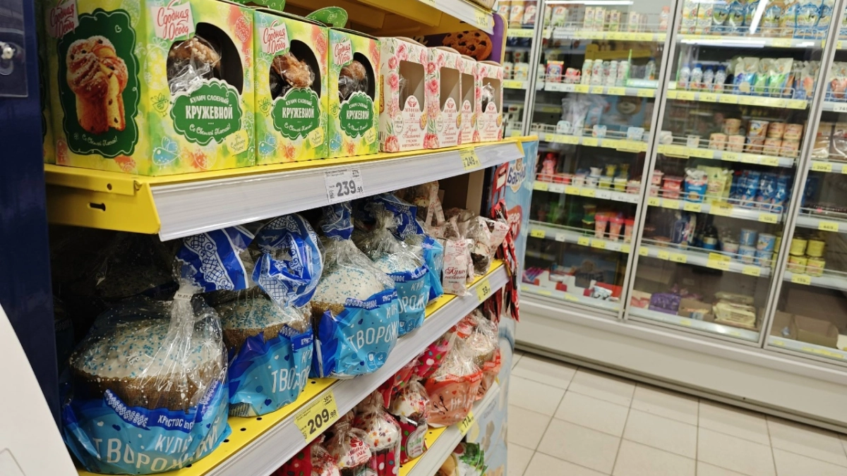 Сколько стоят пасхальные куличи в Костроме