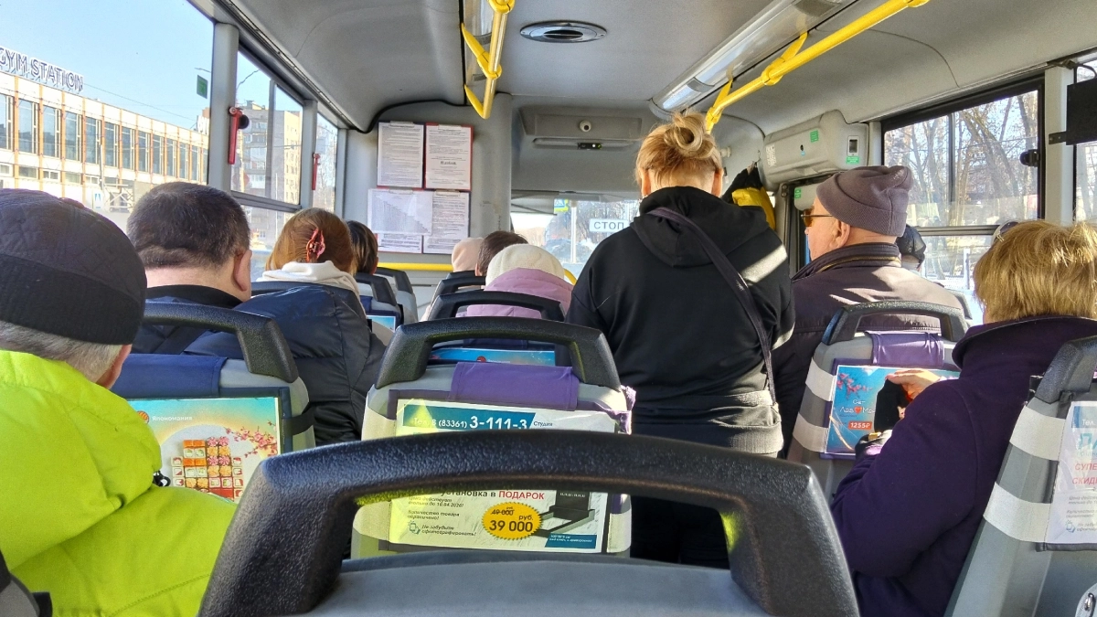 Пассажиров из Костромы провозят мимо нужных им остановок