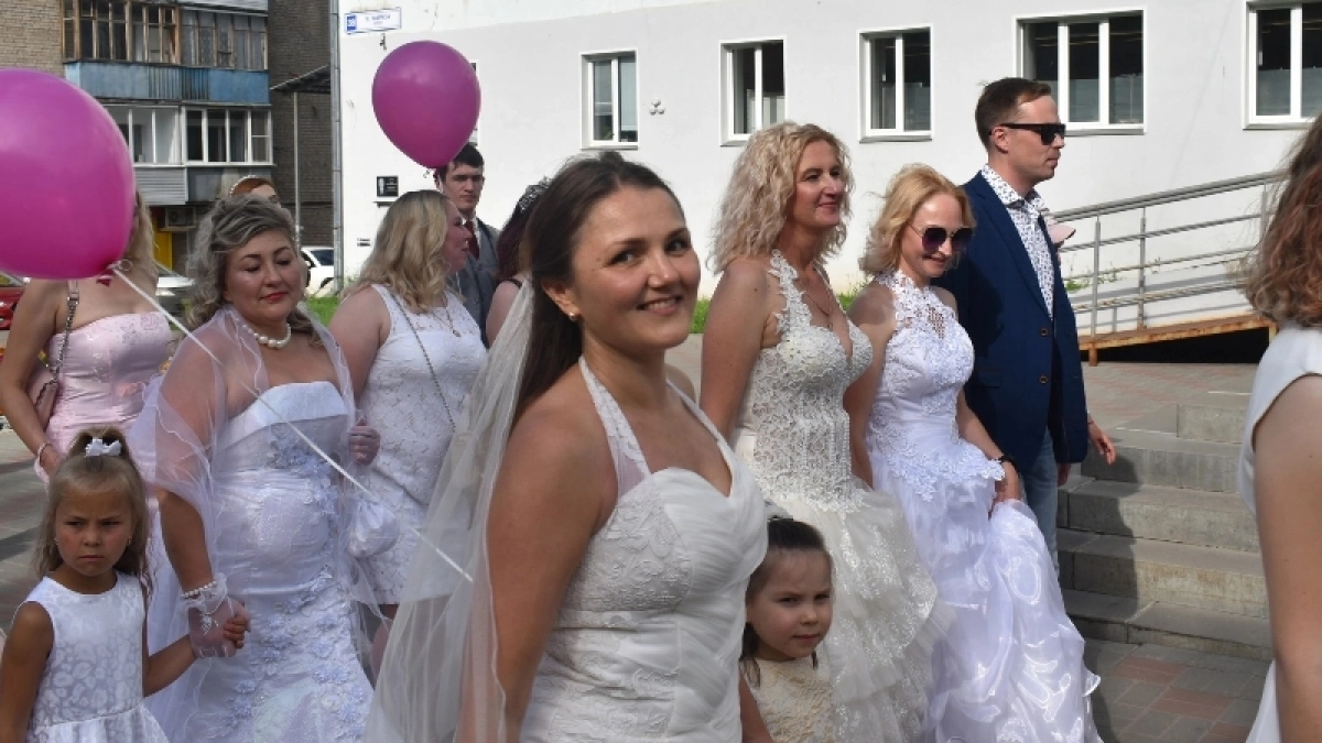 Костромичей распишут в главном центре России