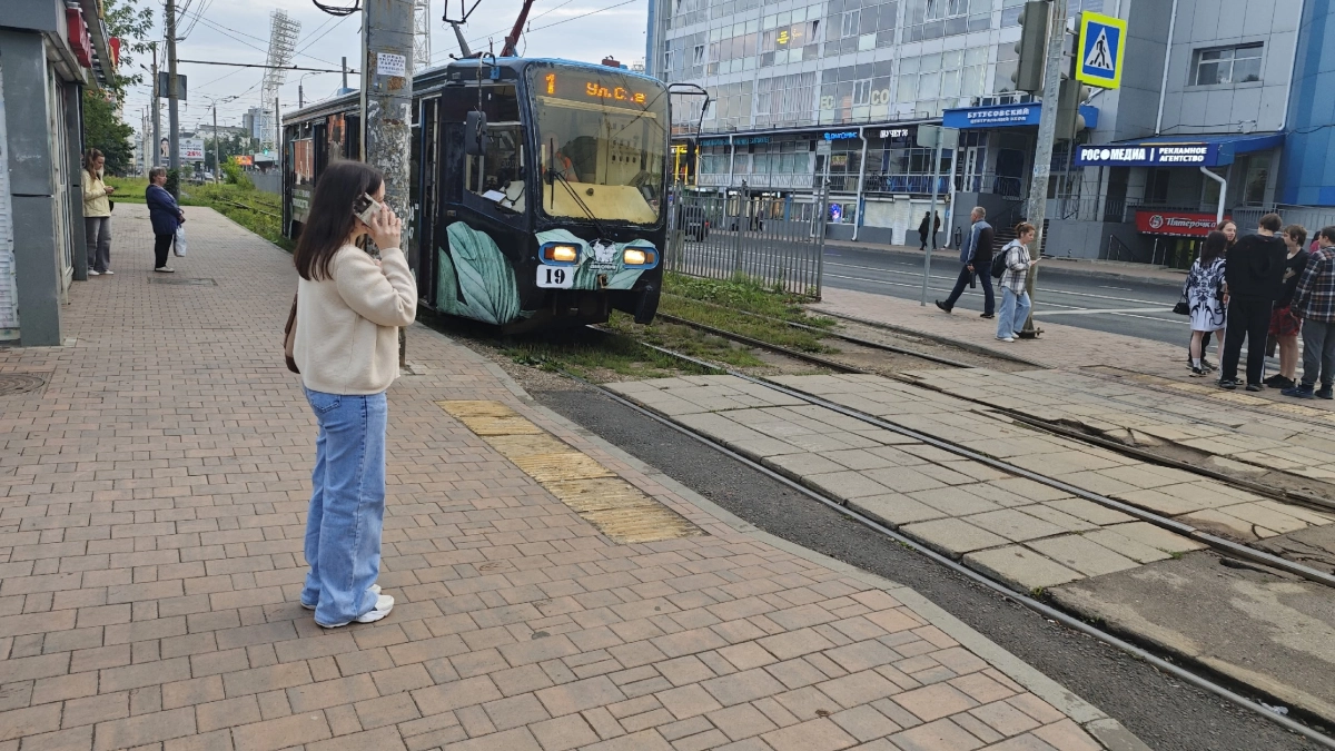  Губернатор Ситников: "Прекращайте разговор при звонке незнакомца"