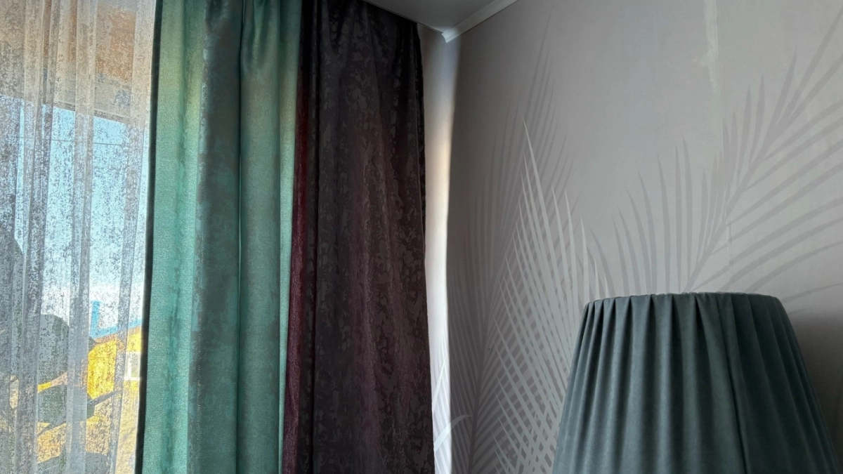 5 штор, которые больше не в тренде - дизайнеры видят их и плачут