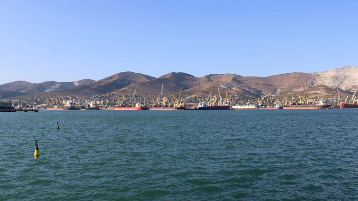 Черное море больше не в почете: в 2026-м россияне выбирают эти 3 места с райским побережьем - даже  за границу не надо ехать