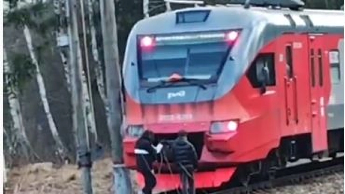 Малолетние зацеперы катались на поезде в Костроме