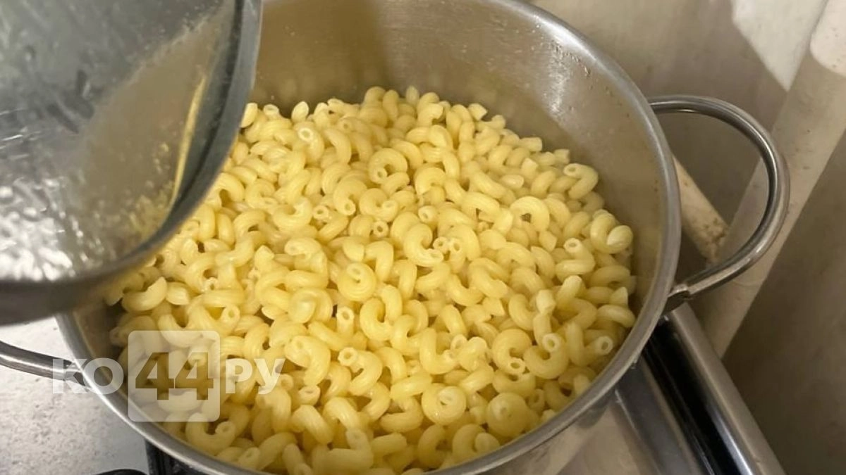 Макароны в магазине больше не покупаю: делаю сама из 4 продуктов - получаются вкуснее, чем в Италии