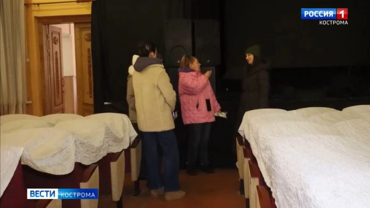 В Костроме рушится корпус университета