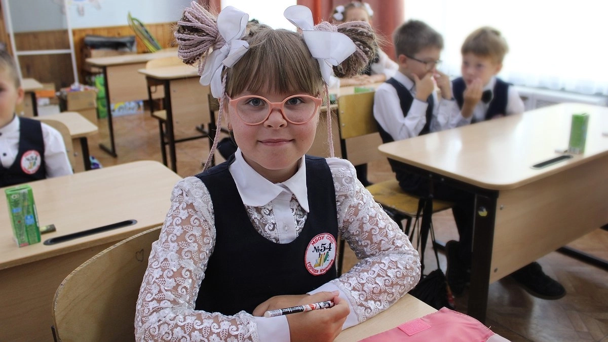 Школьникам из Костромы собираются продлить учебный год на две недели