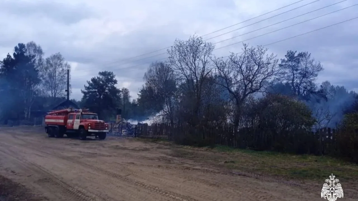 Из-за сильного ветра в Костромской области начался массовый пожар