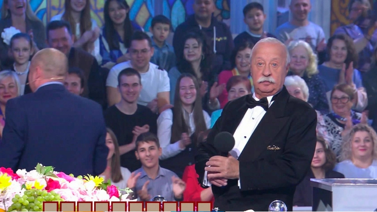 Жительница Костромы едет на Поле чудес с подарком для Якубовича