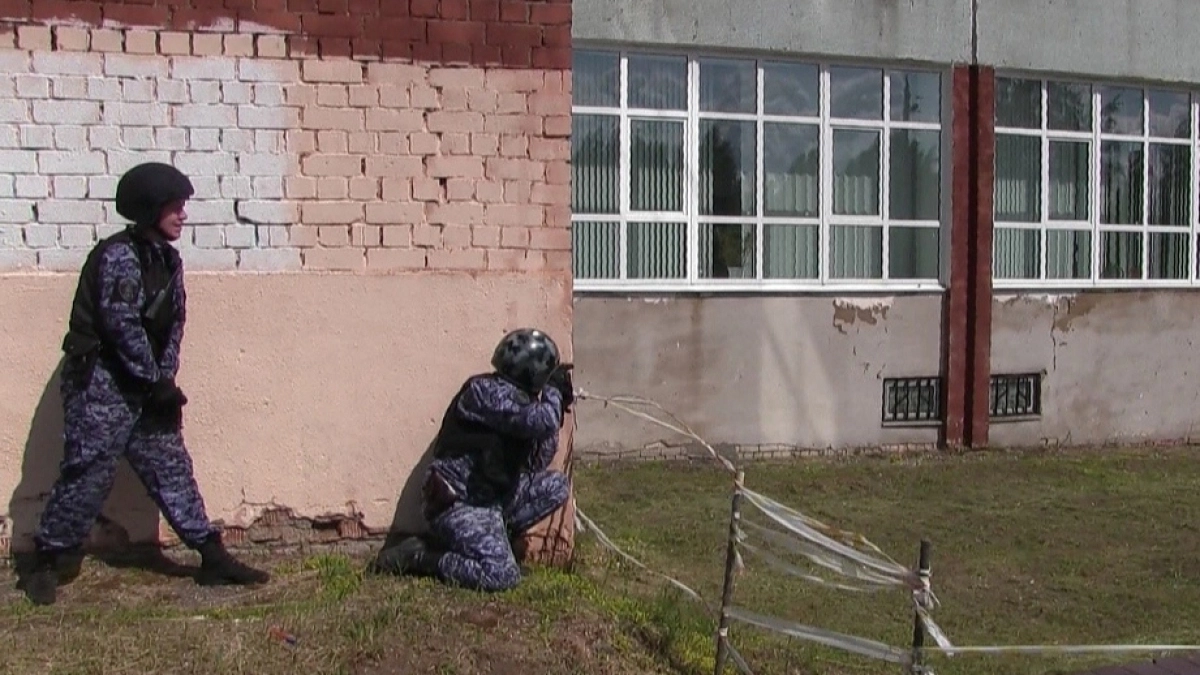 Костроме подарили изъятую ФСБ турецкую саблю 17 века