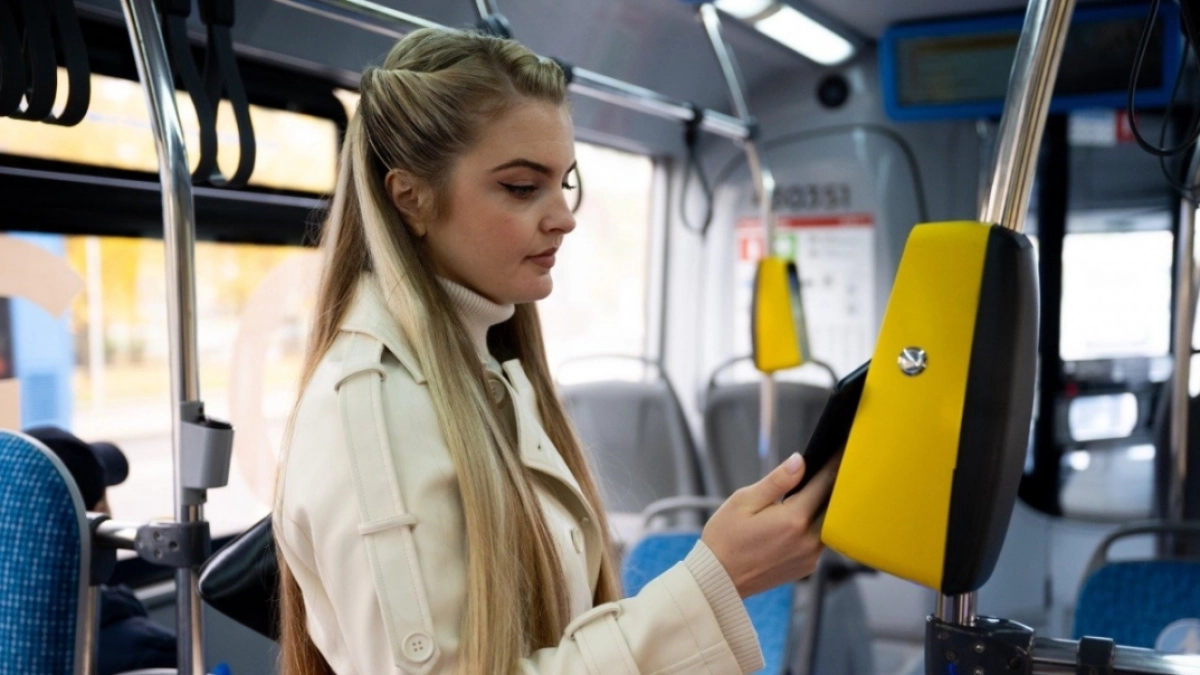 За март и апрель жители Костромы и области сэкономили более 6 млн рублей на общественном транспорте