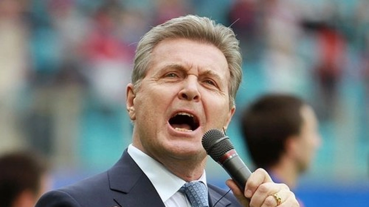 Вместо звонков в школах Костромы будет петь Лещенко