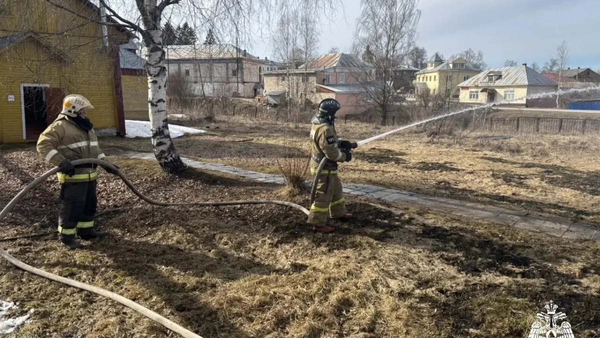 Виновников массовых пожаров в Костроме штрафуют до 300 тысяч