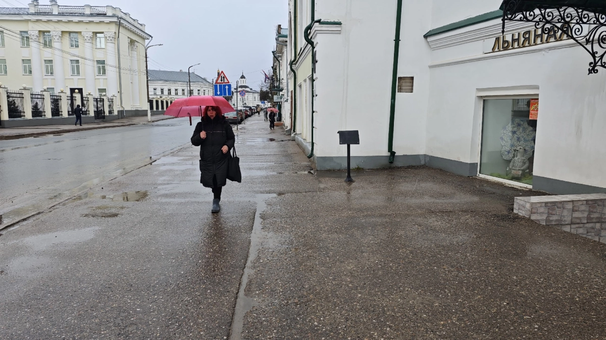 Град и ливень обрушатся на Кострому