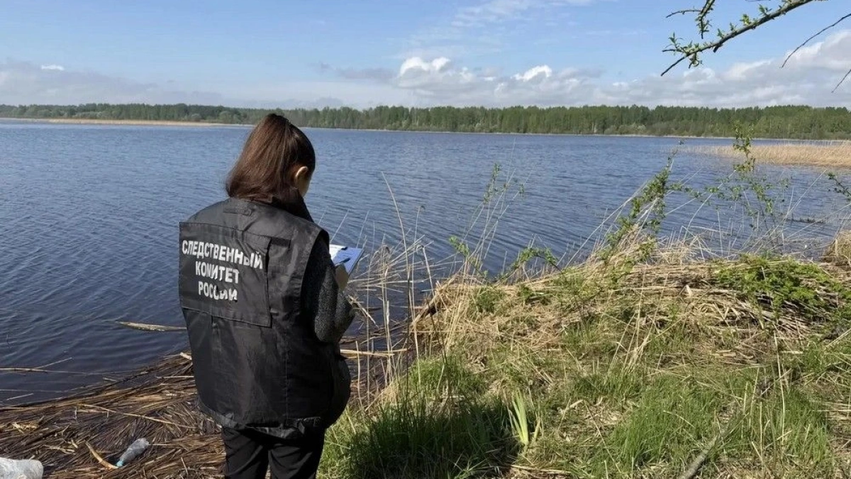 Из Волги под Костромой достали труп мужчины