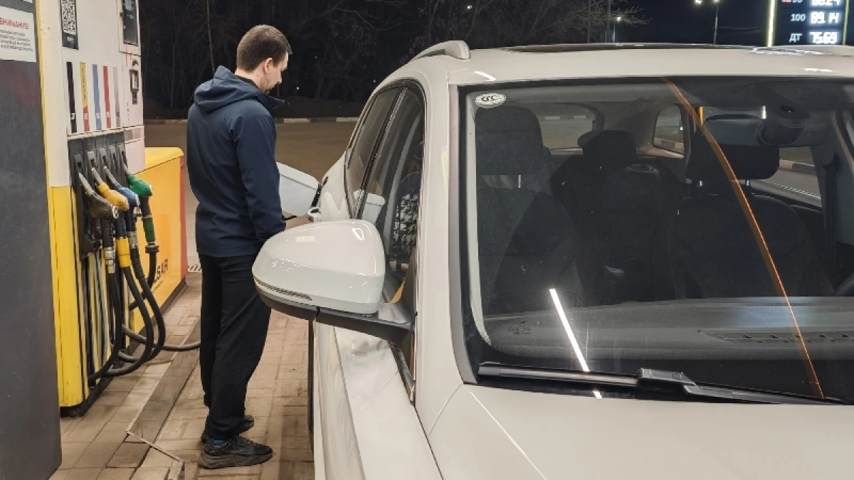 В Костроме резко подорожал бензин на заправках