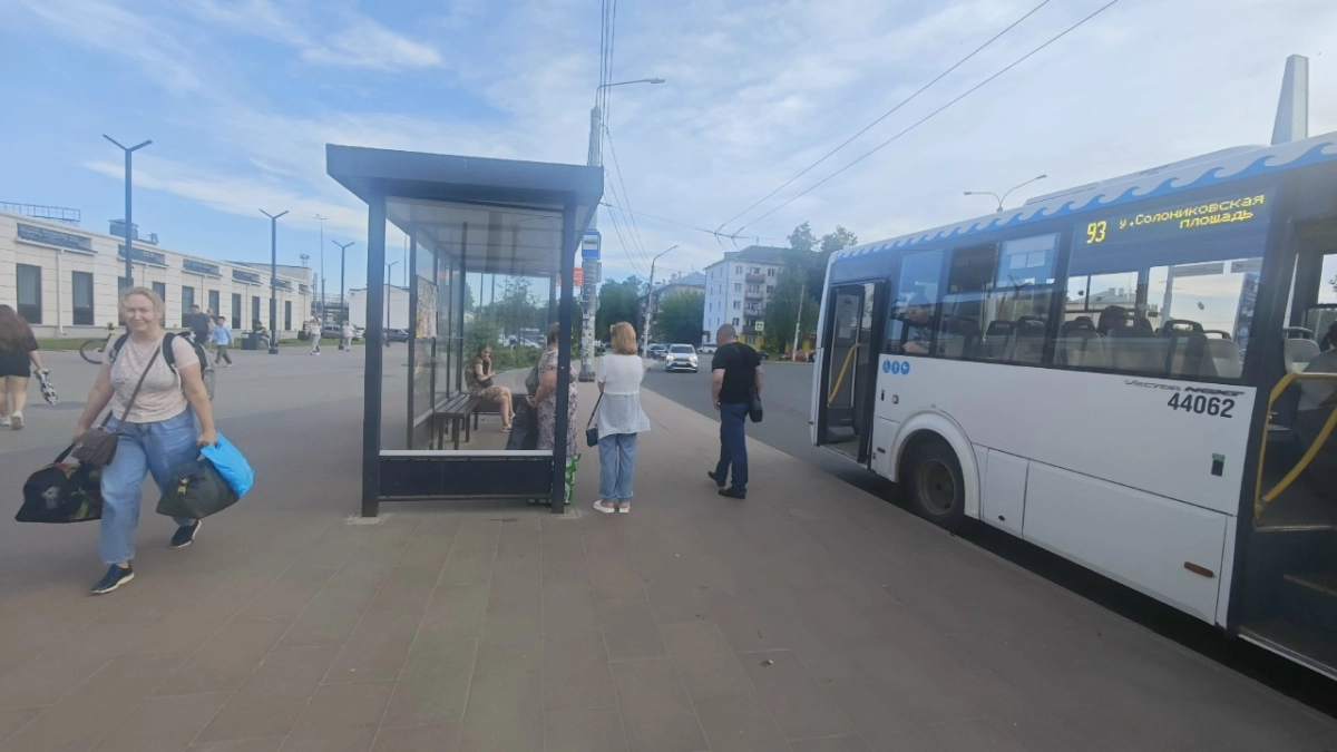 Оплату проезда автобусов хотят вынести на остановки в Костроме
