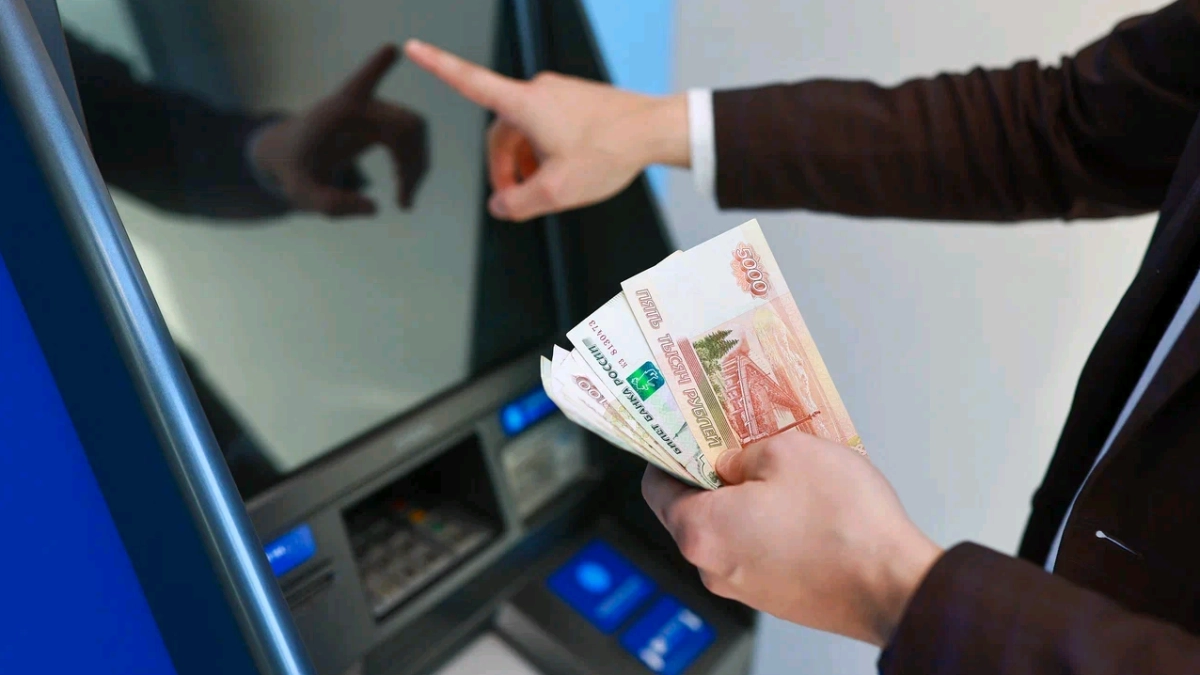 Россиянам рассказали о возможности получать зарплату в любой день