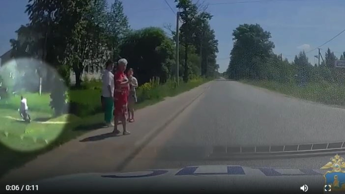 Под Костромой пьяный мотоциклист удирал от полиции и вылетел в кювет