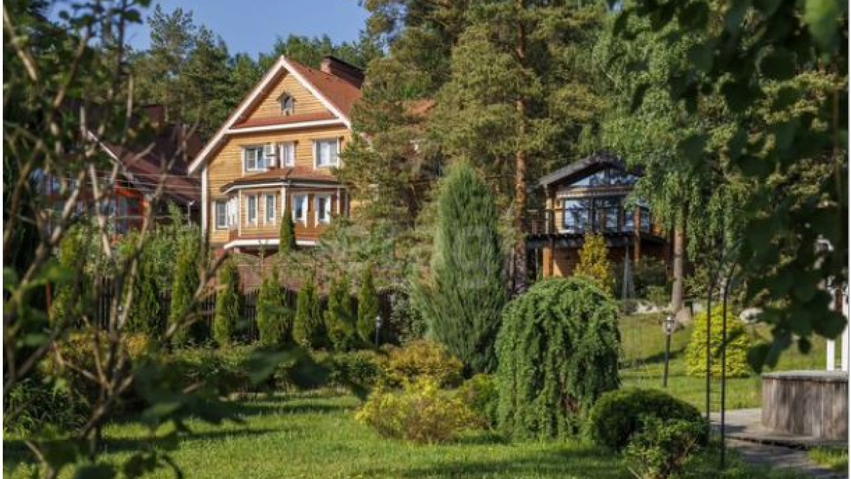 В Костроме продают резиденцию на берегу Волги за 180 миллионов рублей