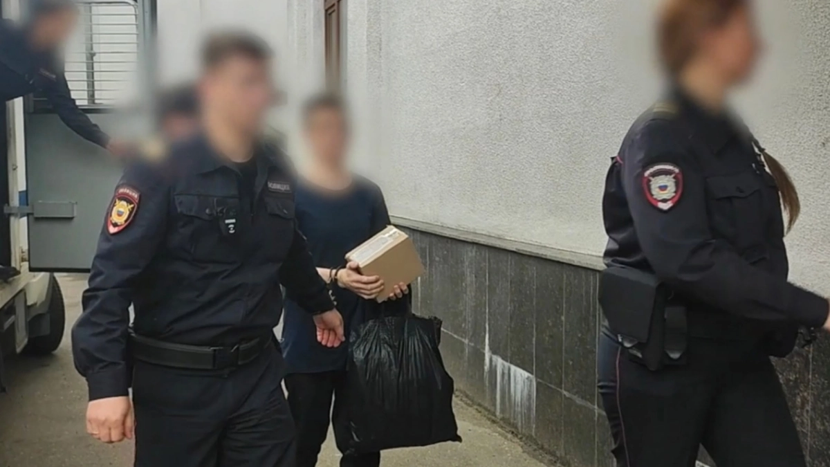 Давал наводку на заводы: ФСБ накрыла работавшего на украинскую разведку россиянина