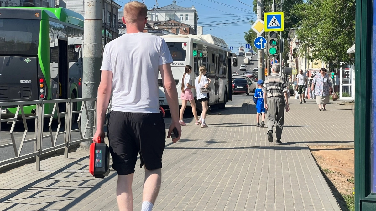 Доставайте шорты и включайте кондиционеры: синоптики обновили прогноз на июль - пекло +35 даже в тени