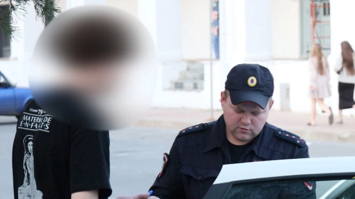 Силовики провели рейд по сборищам подростков в Костроме