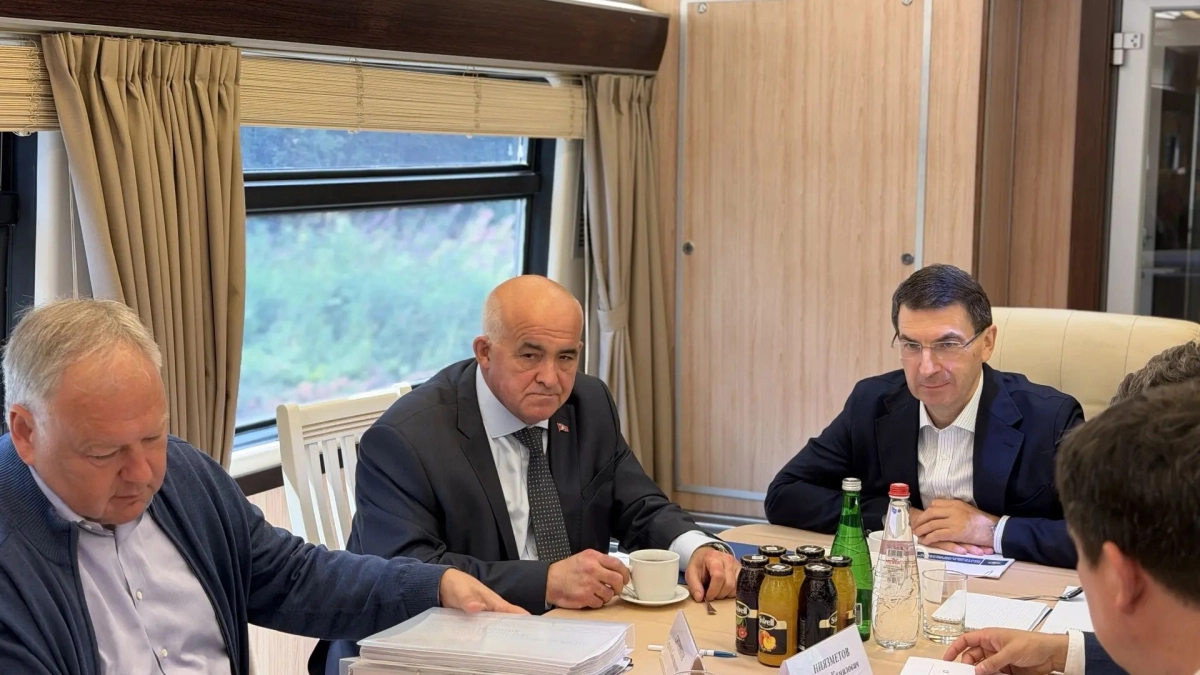 Зампреду Путина Игорю Щеголеву показали "Полную Чухлому"