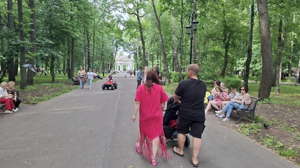 В Костроме мама троих детей попросила помощи в лечении дочки-диабетика