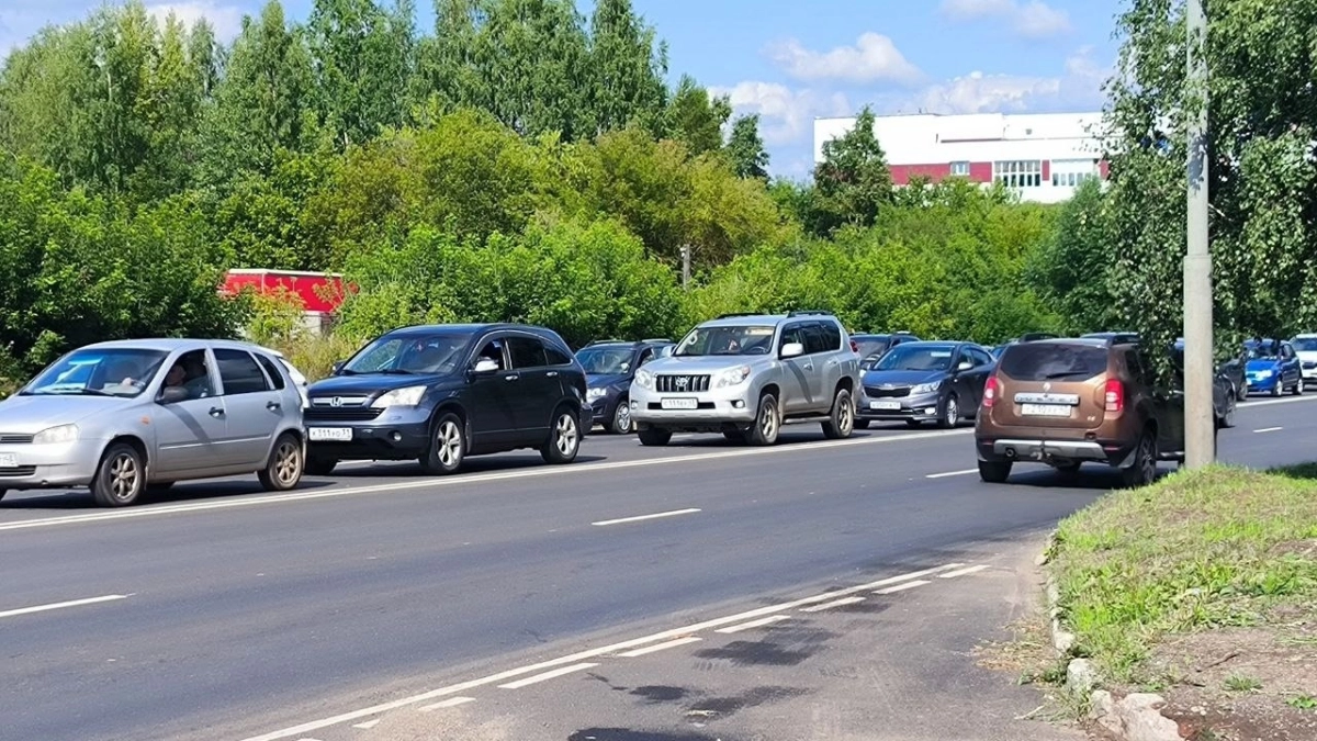 В Костроме назрела драка водителей из-за утренних пробок