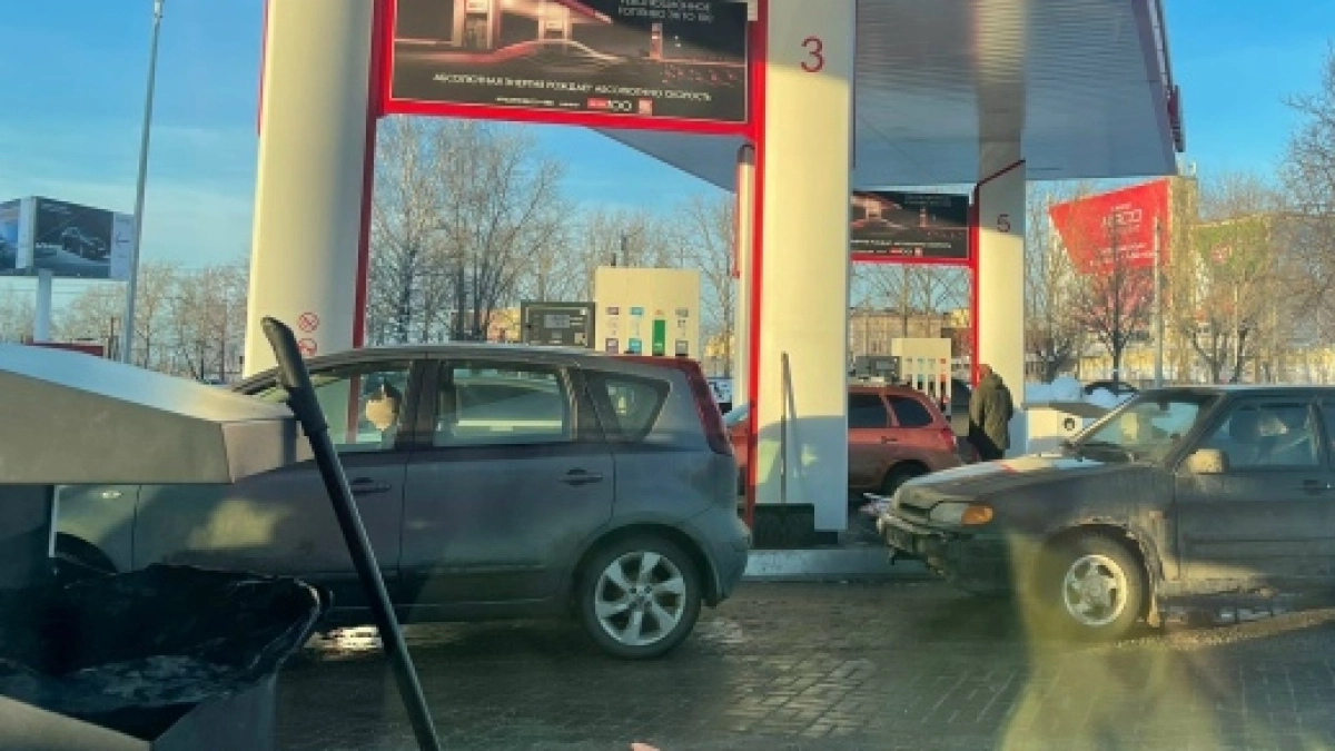 Лимиты на продажу бензина собираются отменить