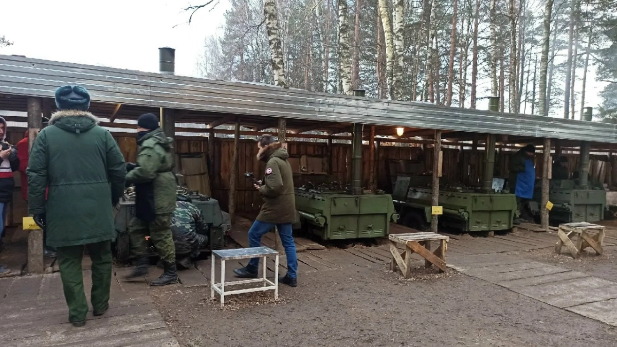 Из-за обломков БПЛА в Костромской области перекрыли дорогу
