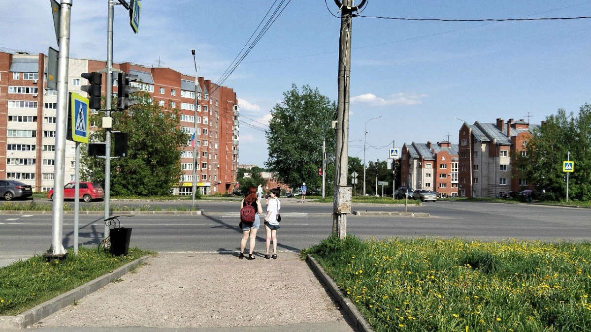 В Костроме изменили работу светофора на важном перекрестке