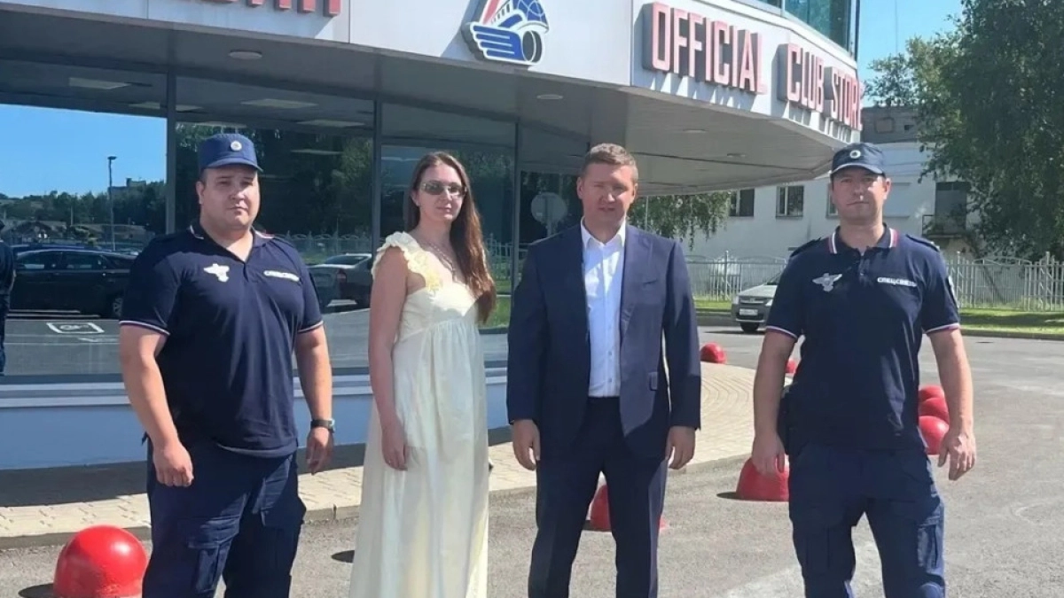 Костромские ювелиры создали чемпионские перстни для Локомотива