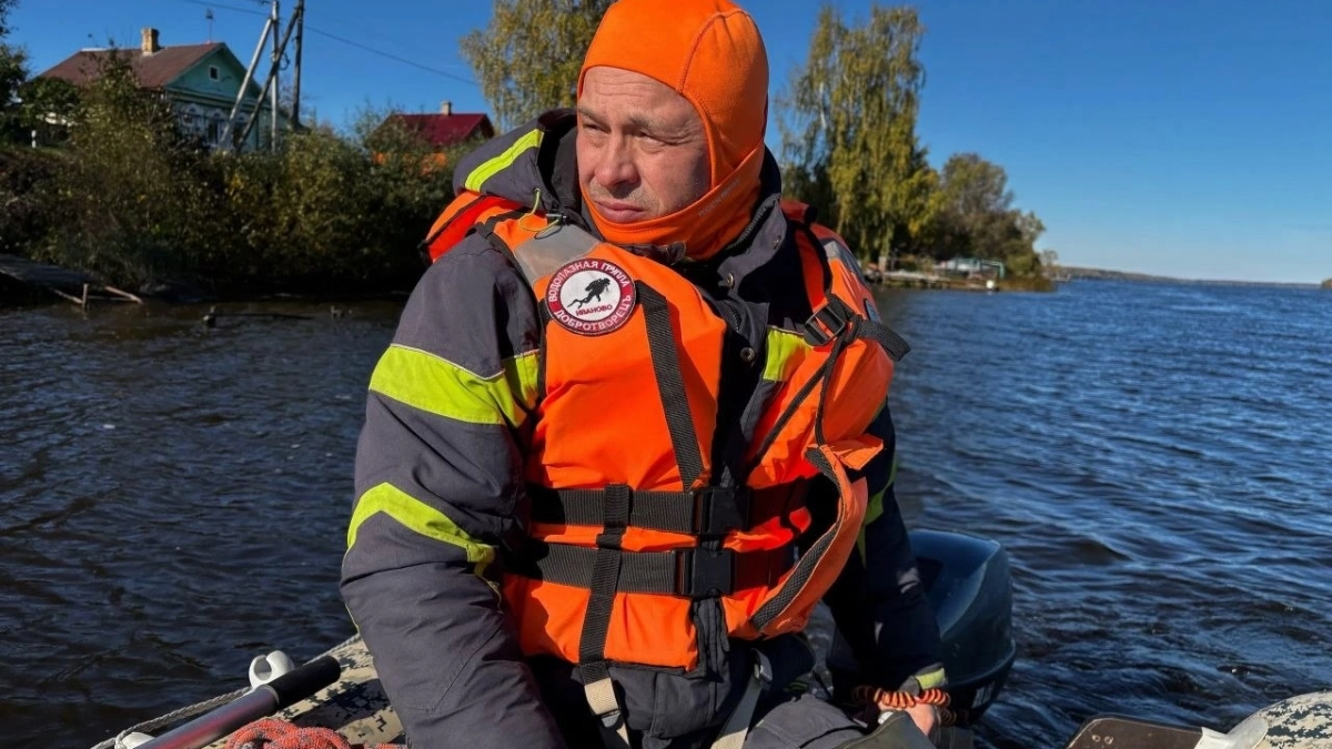 Поиски мертвого человека показали водолазы под Костромой