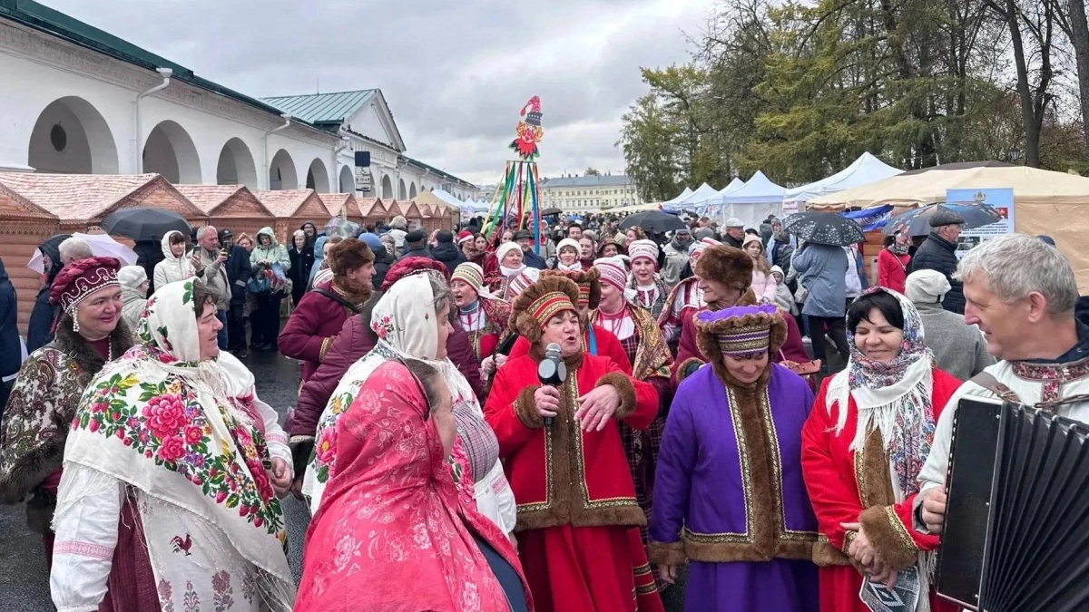  Яркие фото показали с костромской губернской ярмарки