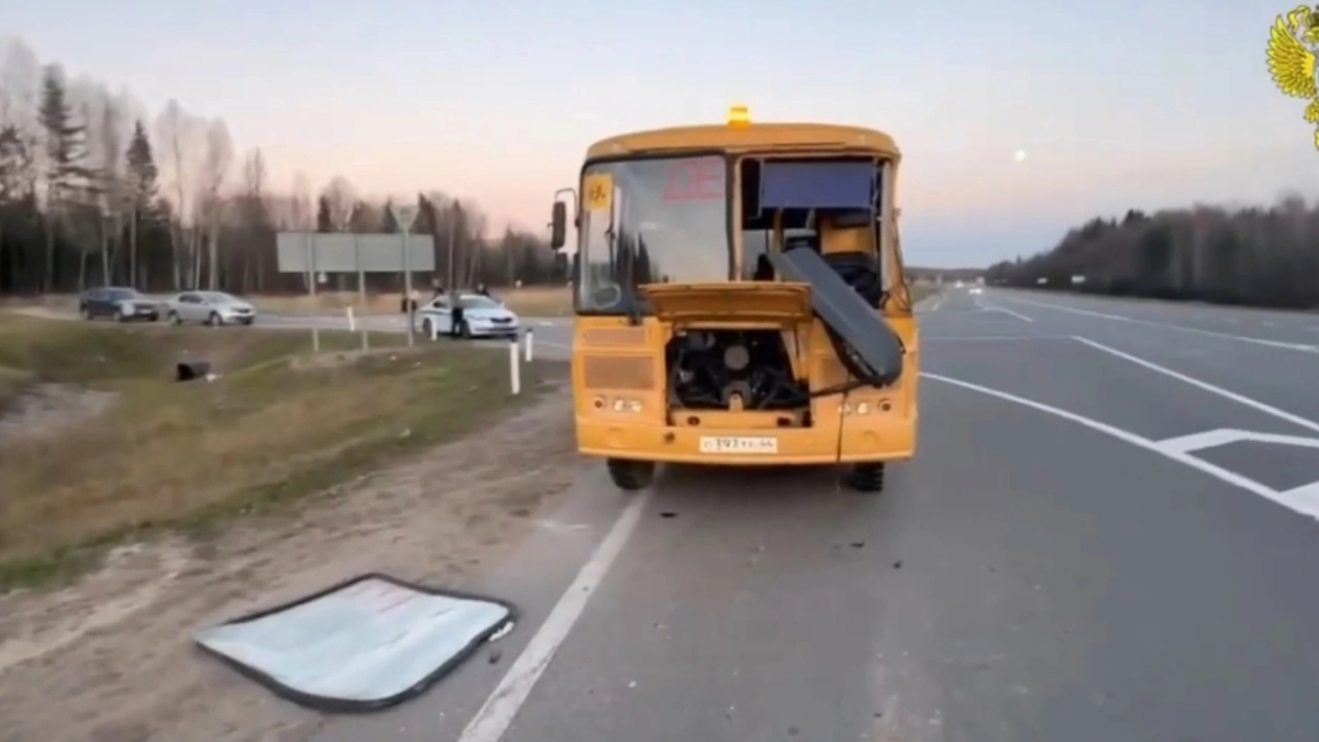 Раскрыли детали ДТП школьного автобуса с фурой под Костромой