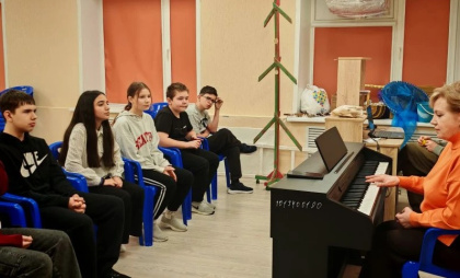 В Костроме открылась студия для детей с нарушением слуха при поддержке Малого театра